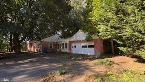 Photo of 3290 Willow Street Pike S, WILLOW STREET, PA 17584 (MLS # PALA2078214)