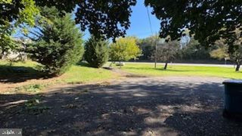 Photo of 3290 Willow Street Pike S, WILLOW STREET, PA 17584 (MLS # PALA2078214)
