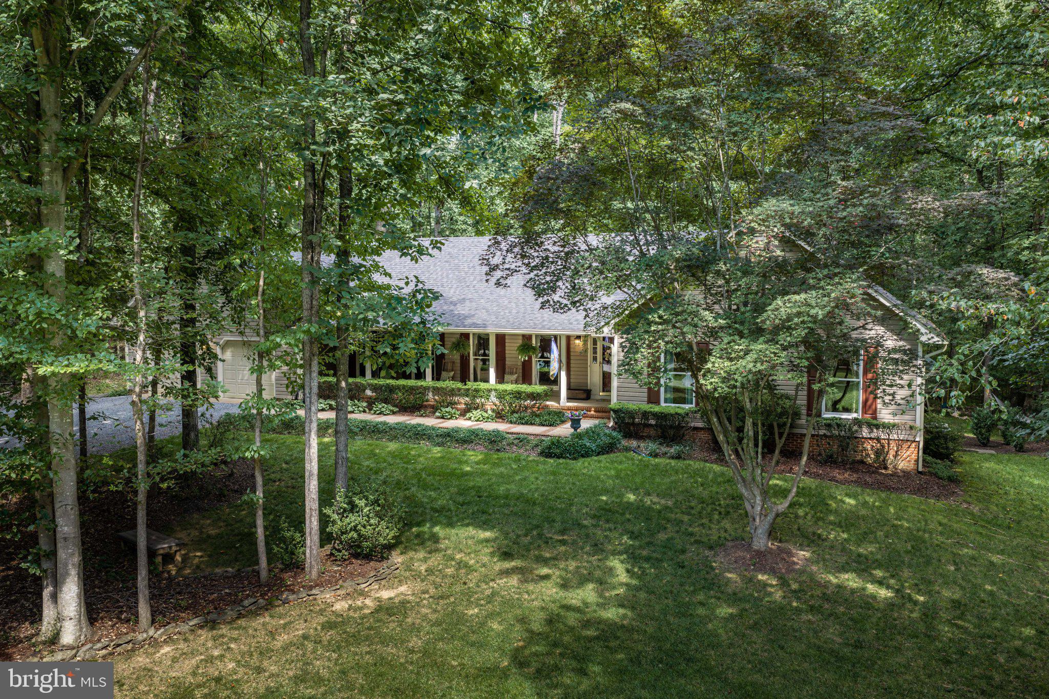 4179 LINDSAY COURT