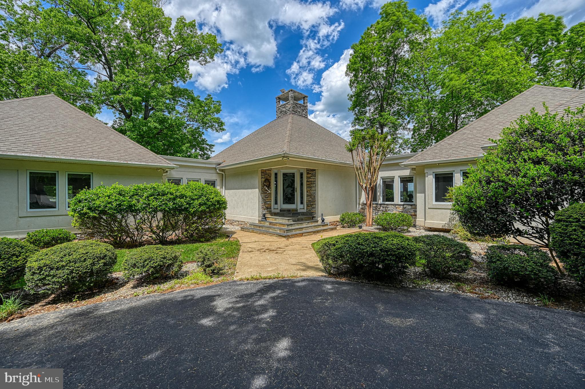 GRANDVIEW - Residential