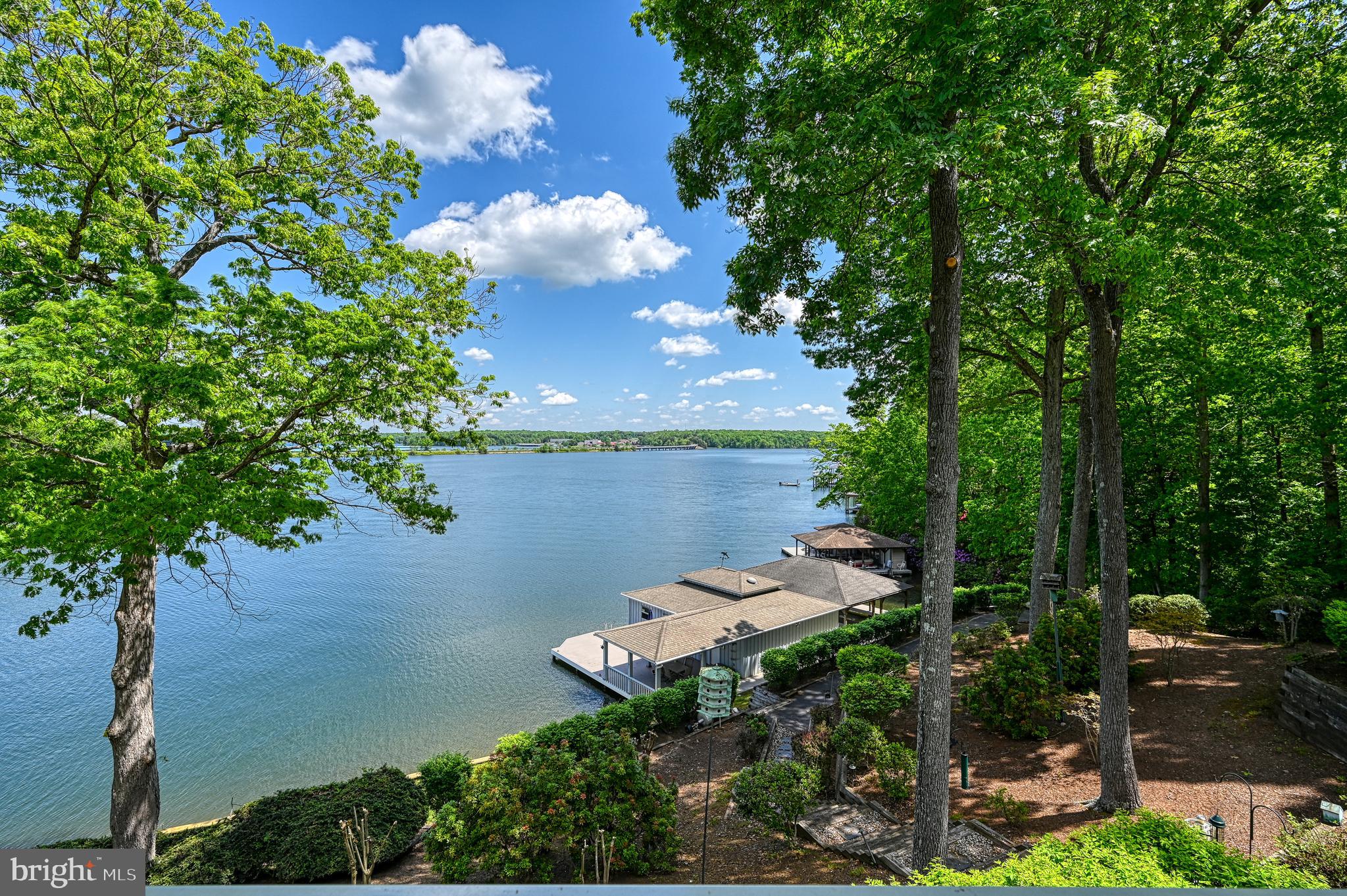 GRANDVIEW - Residential