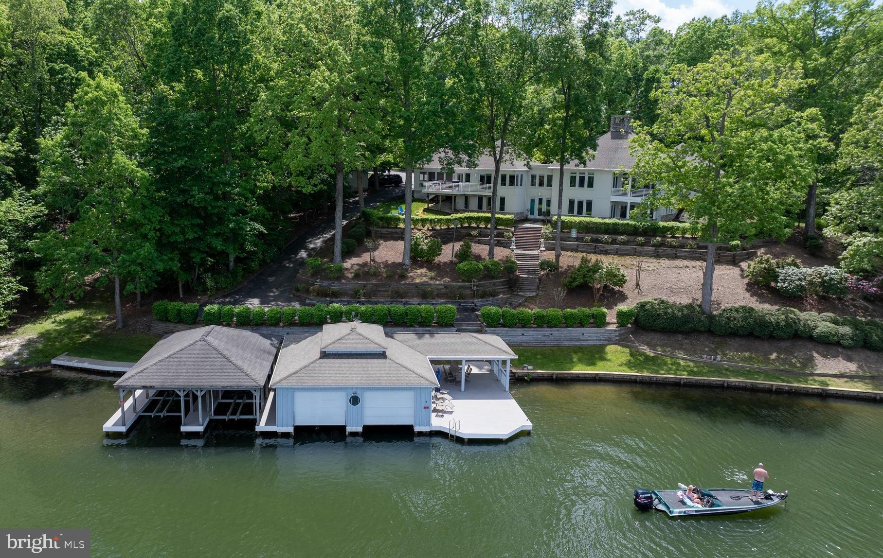 GRANDVIEW - Residential