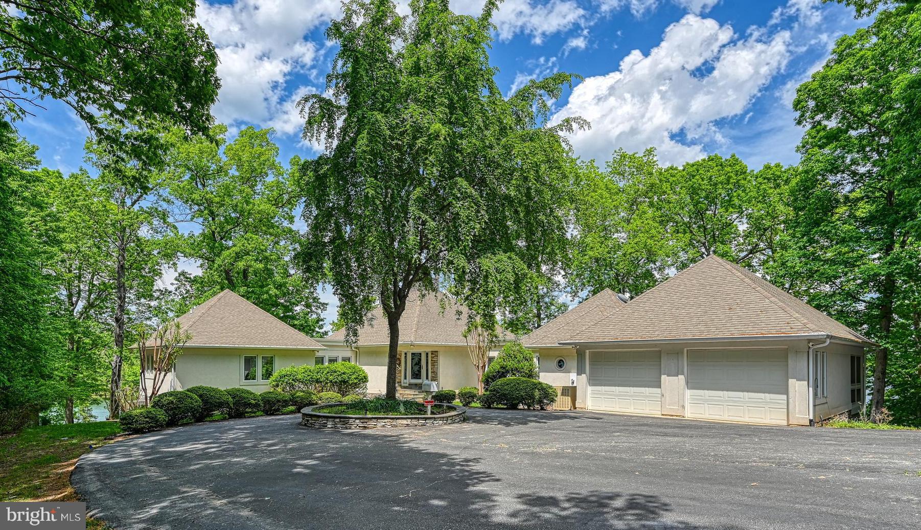 GRANDVIEW - Residential