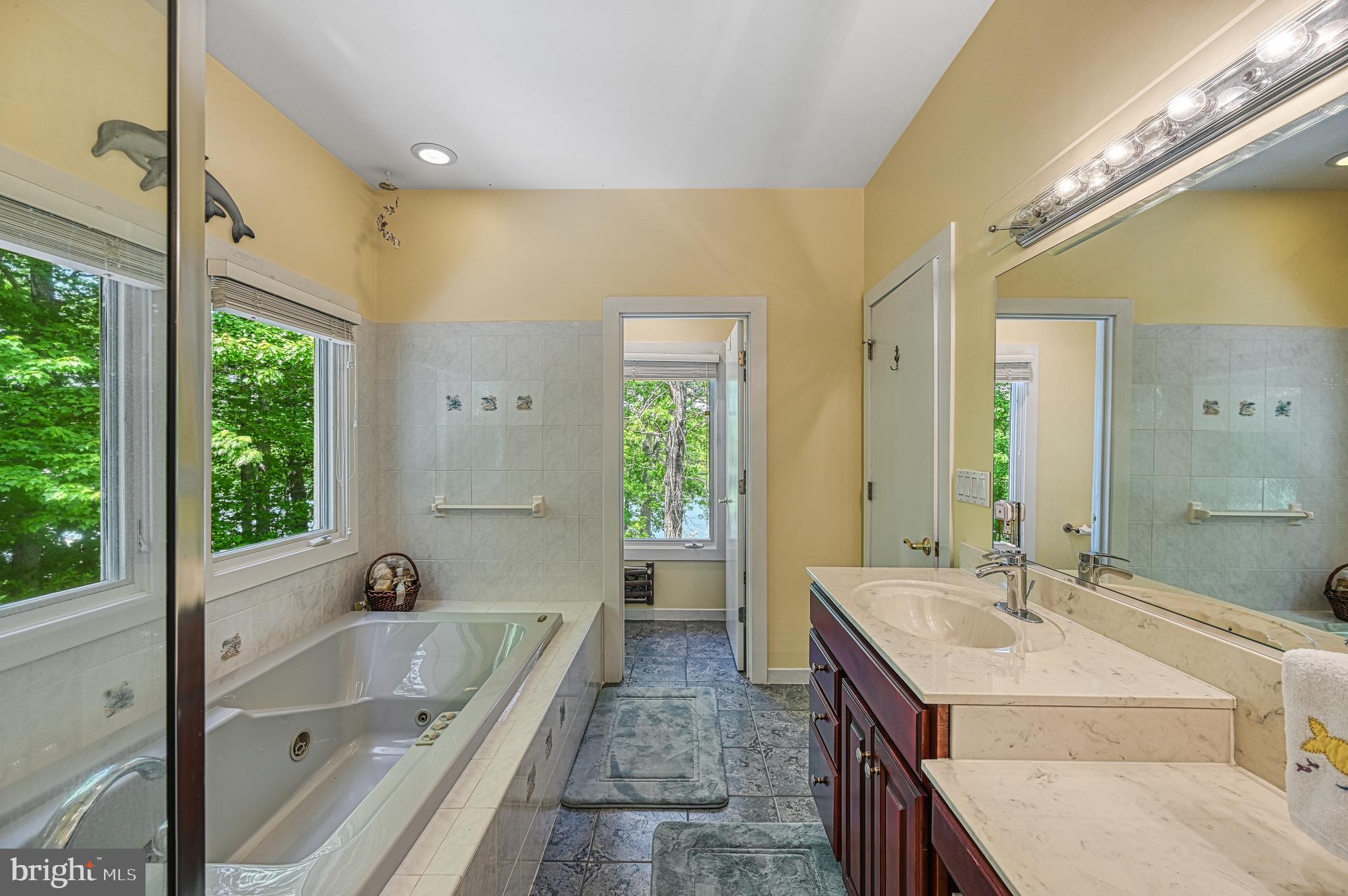 GRANDVIEW - Residential