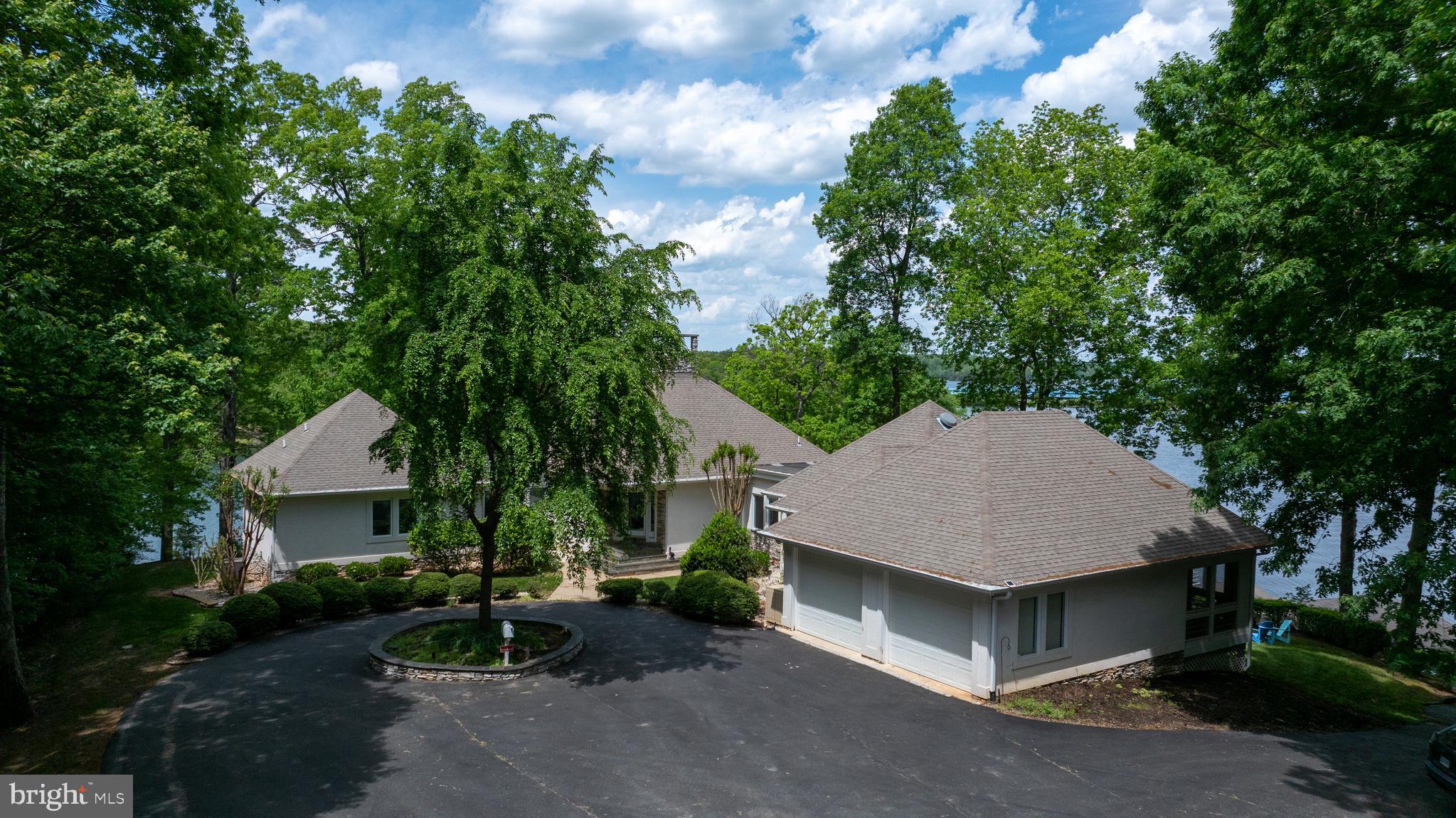 GRANDVIEW - Residential