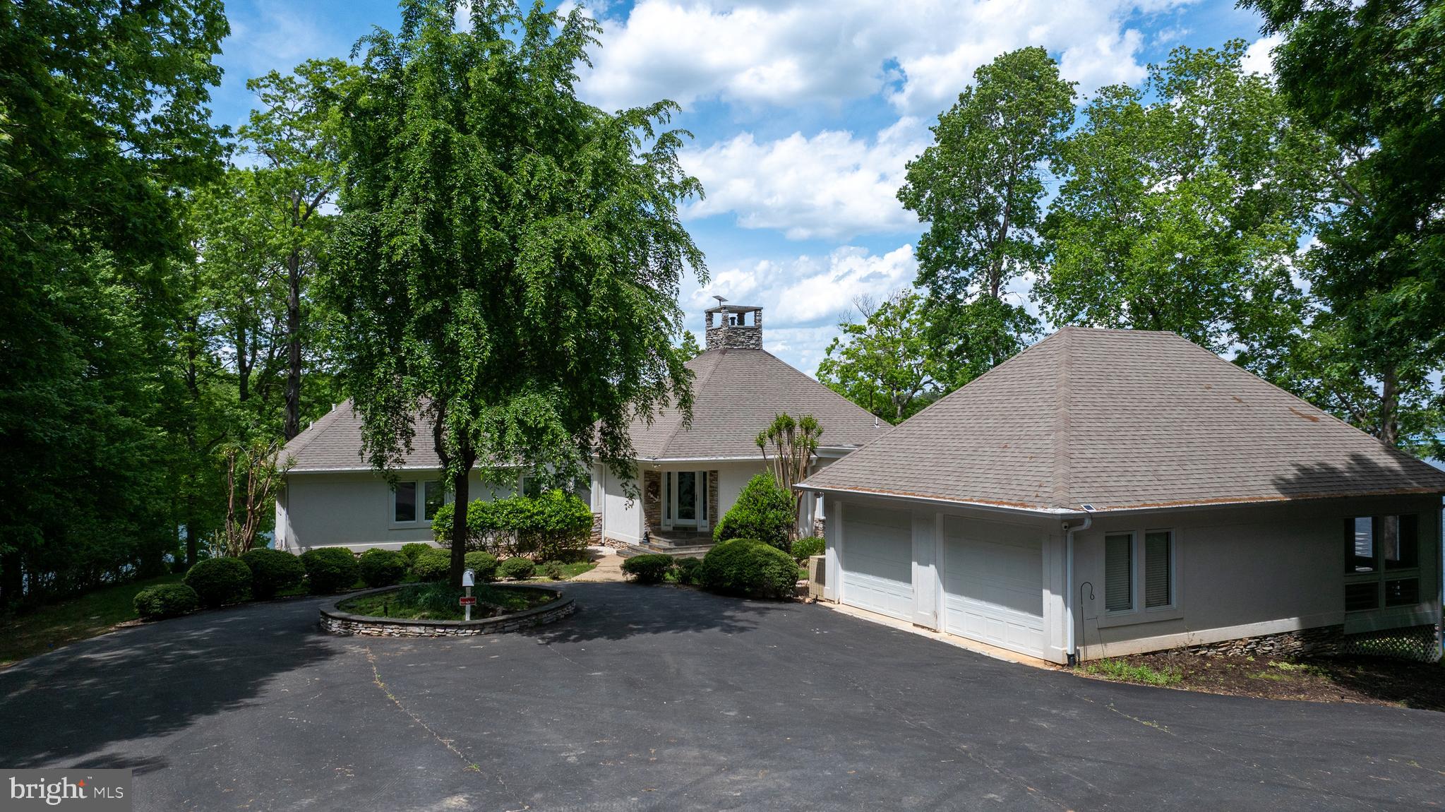 GRANDVIEW - Residential