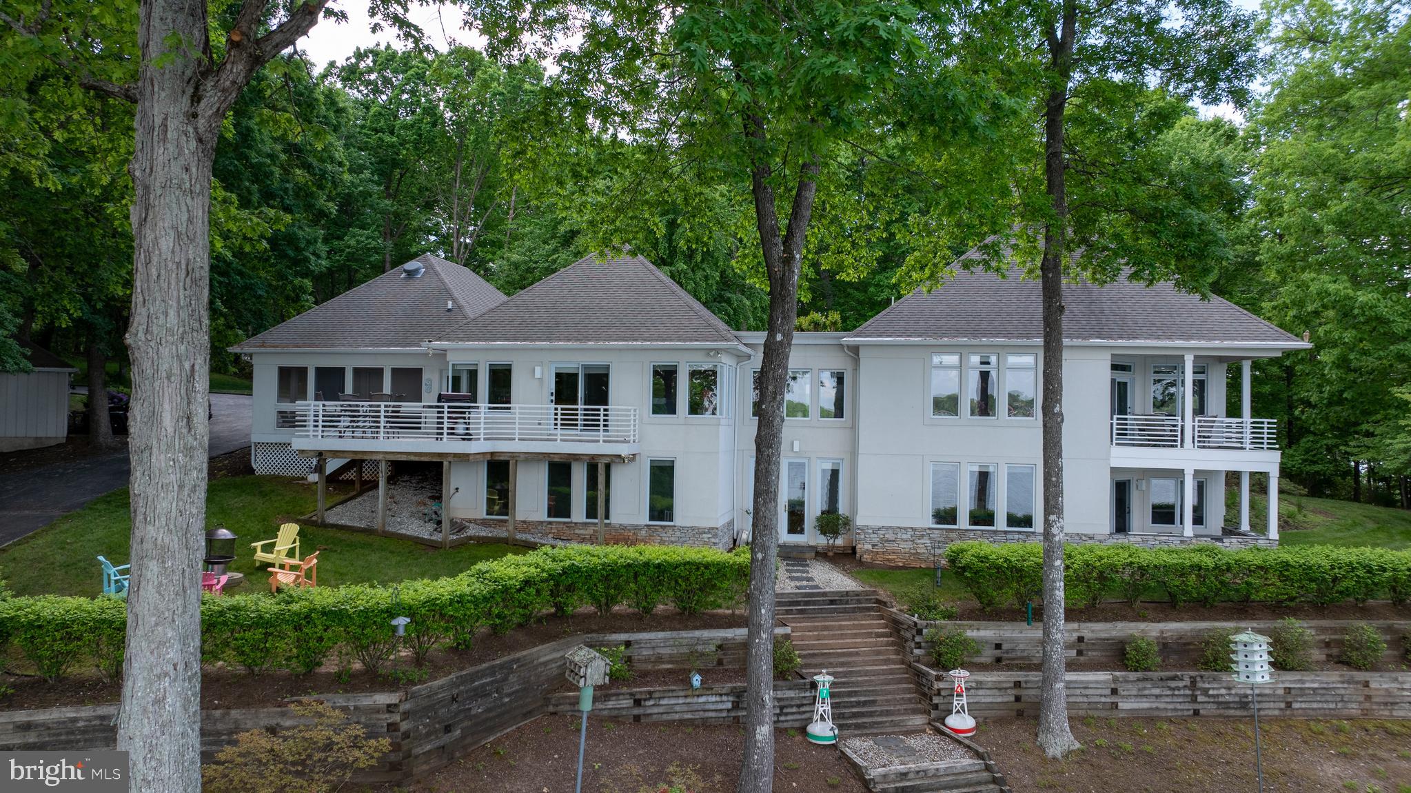 GRANDVIEW - Residential