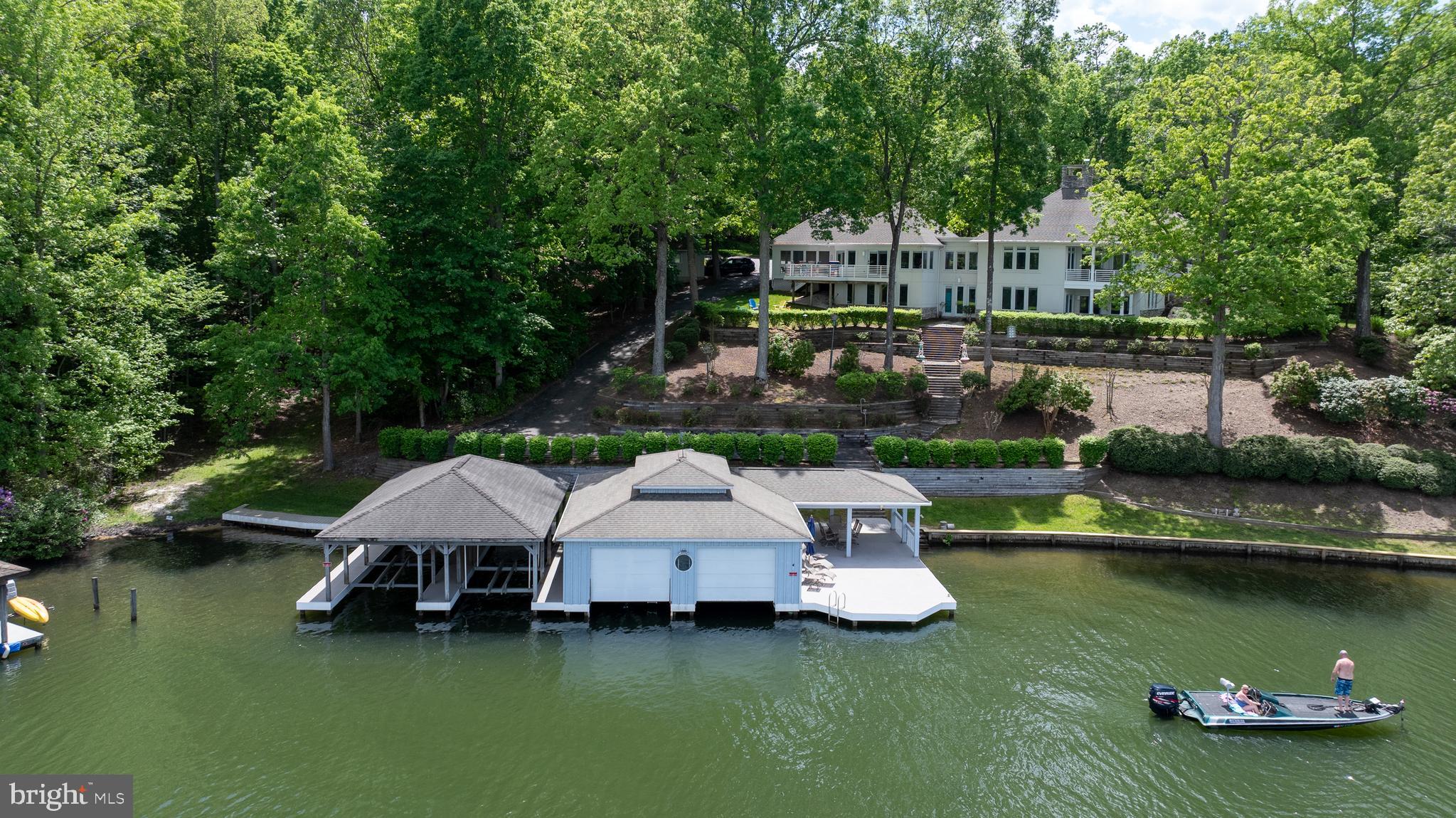 GRANDVIEW - Residential