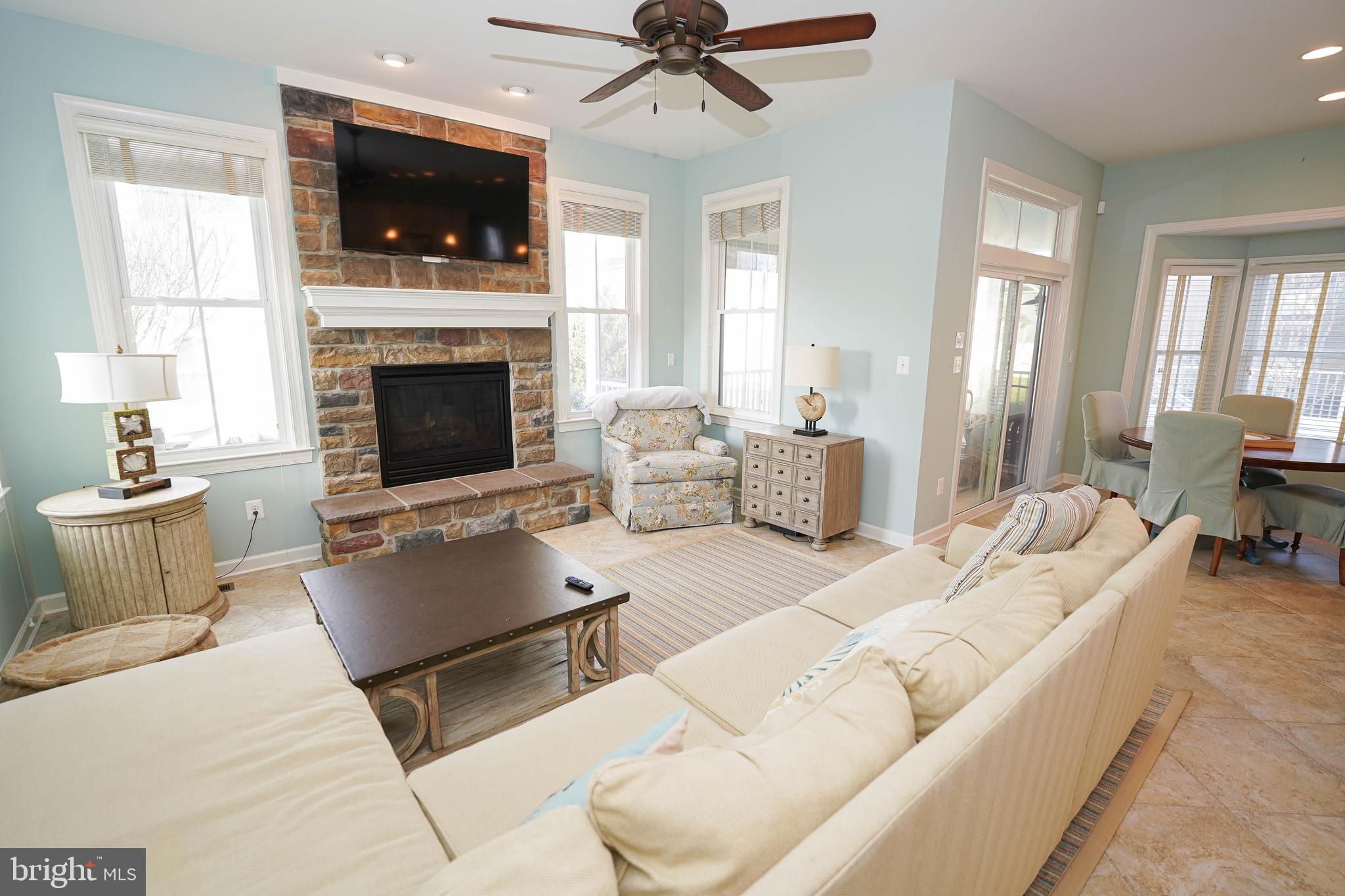 BAYSIDE - Residential