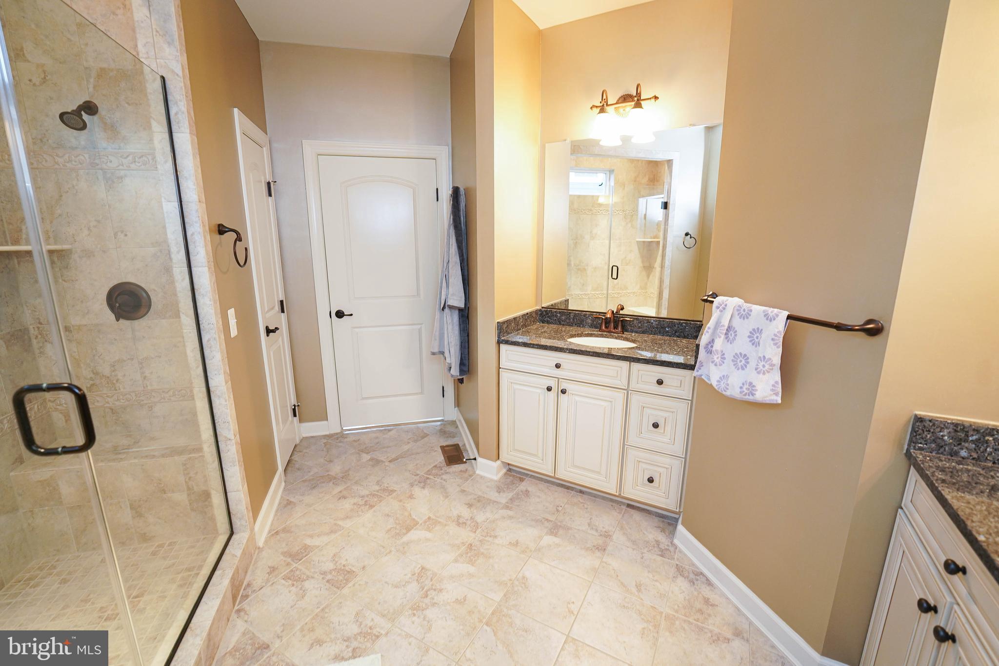 BAYSIDE - Residential