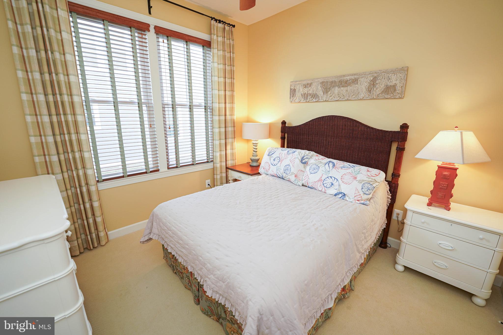 BAYSIDE - Residential