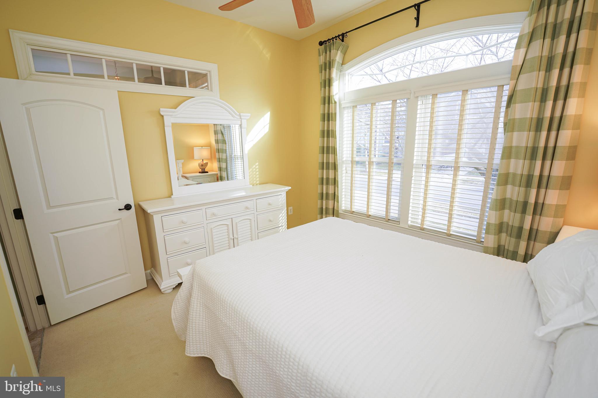 BAYSIDE - Residential