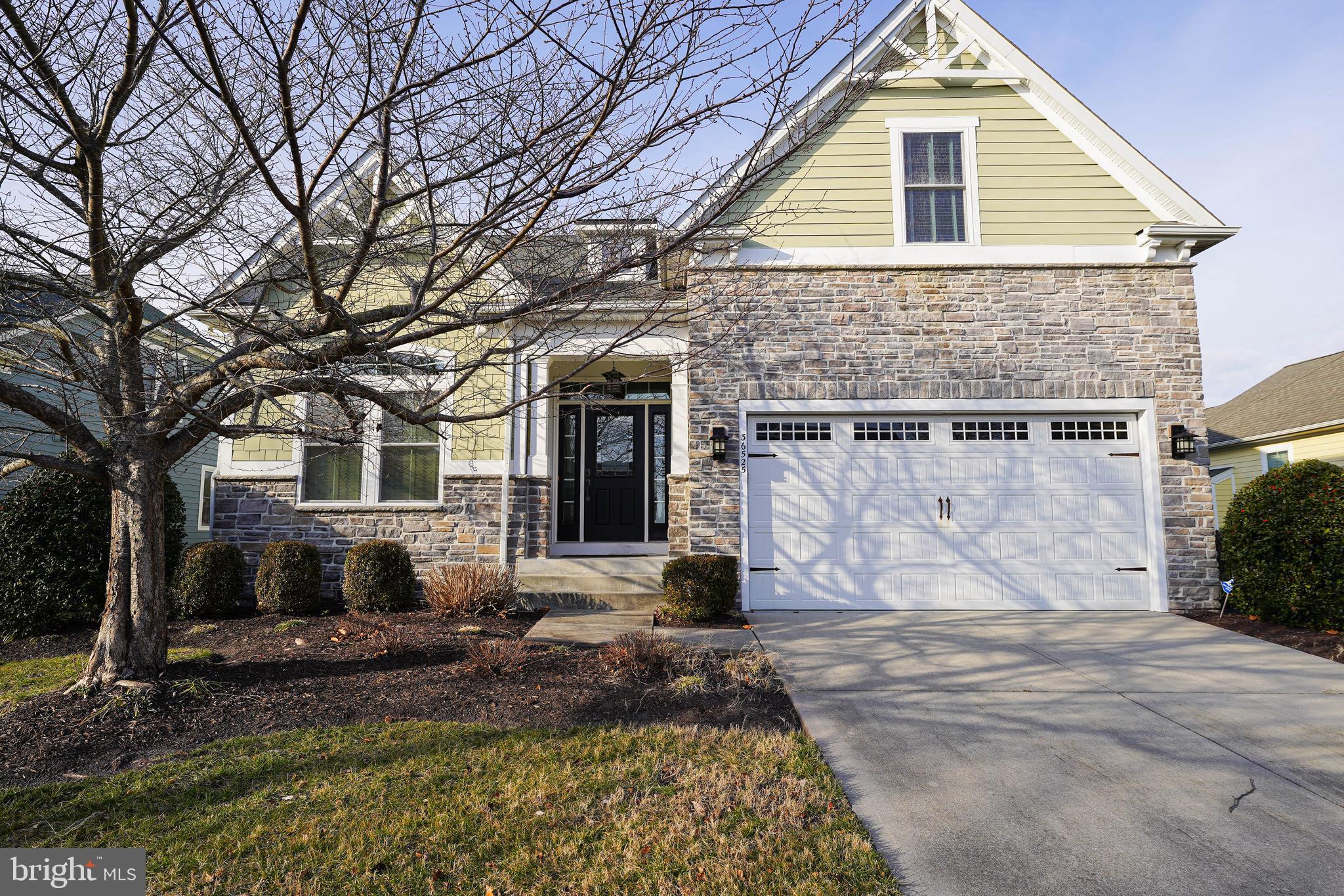 BAYSIDE - Residential