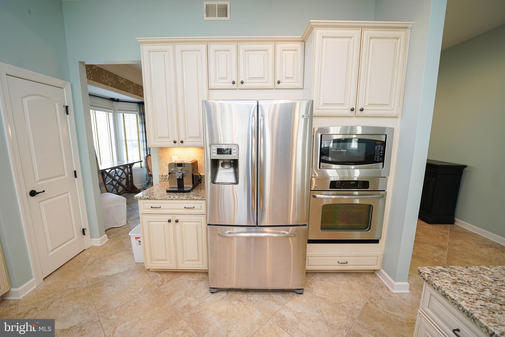 BAYSIDE - Residential