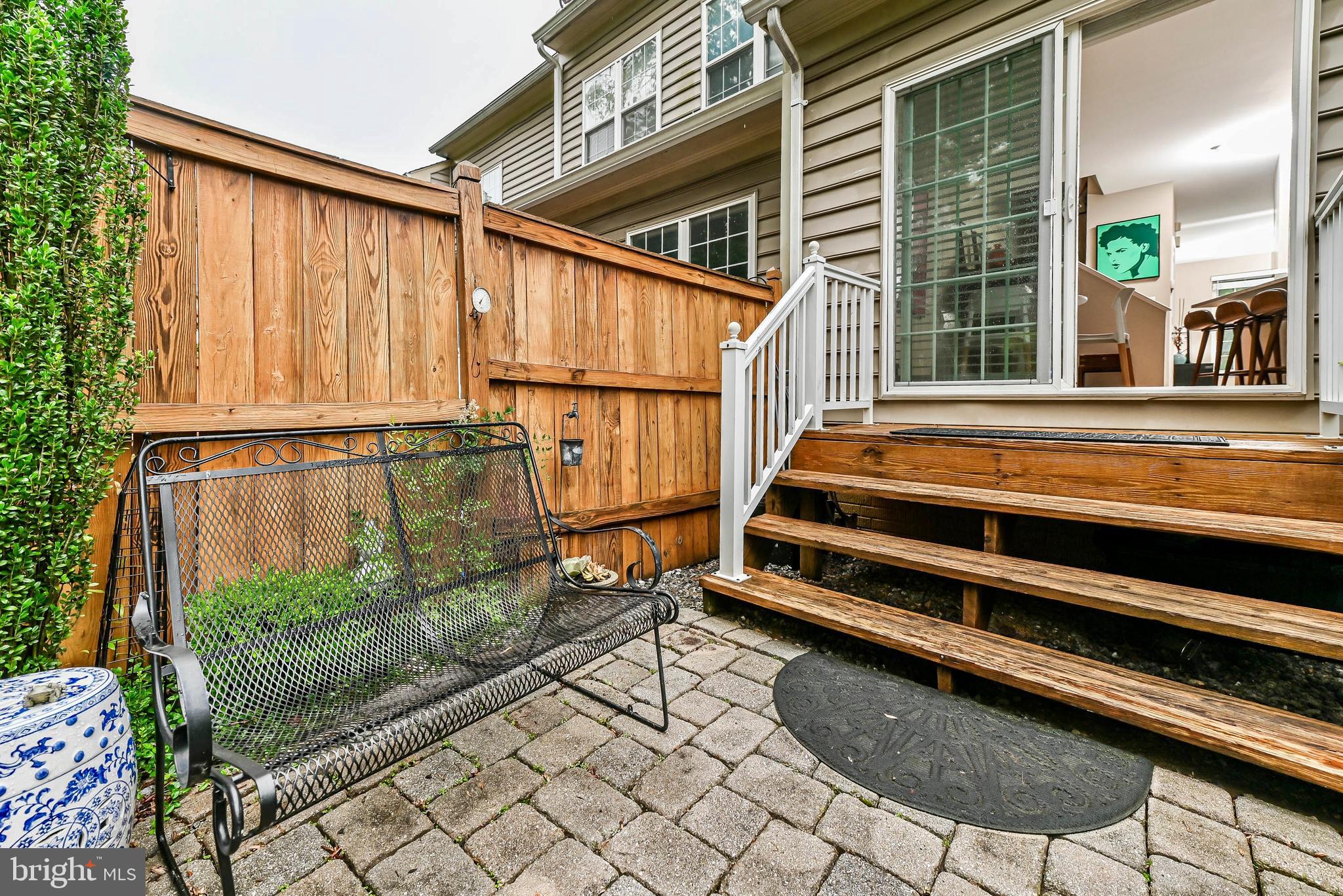 VINTAGE PLACE - Residential