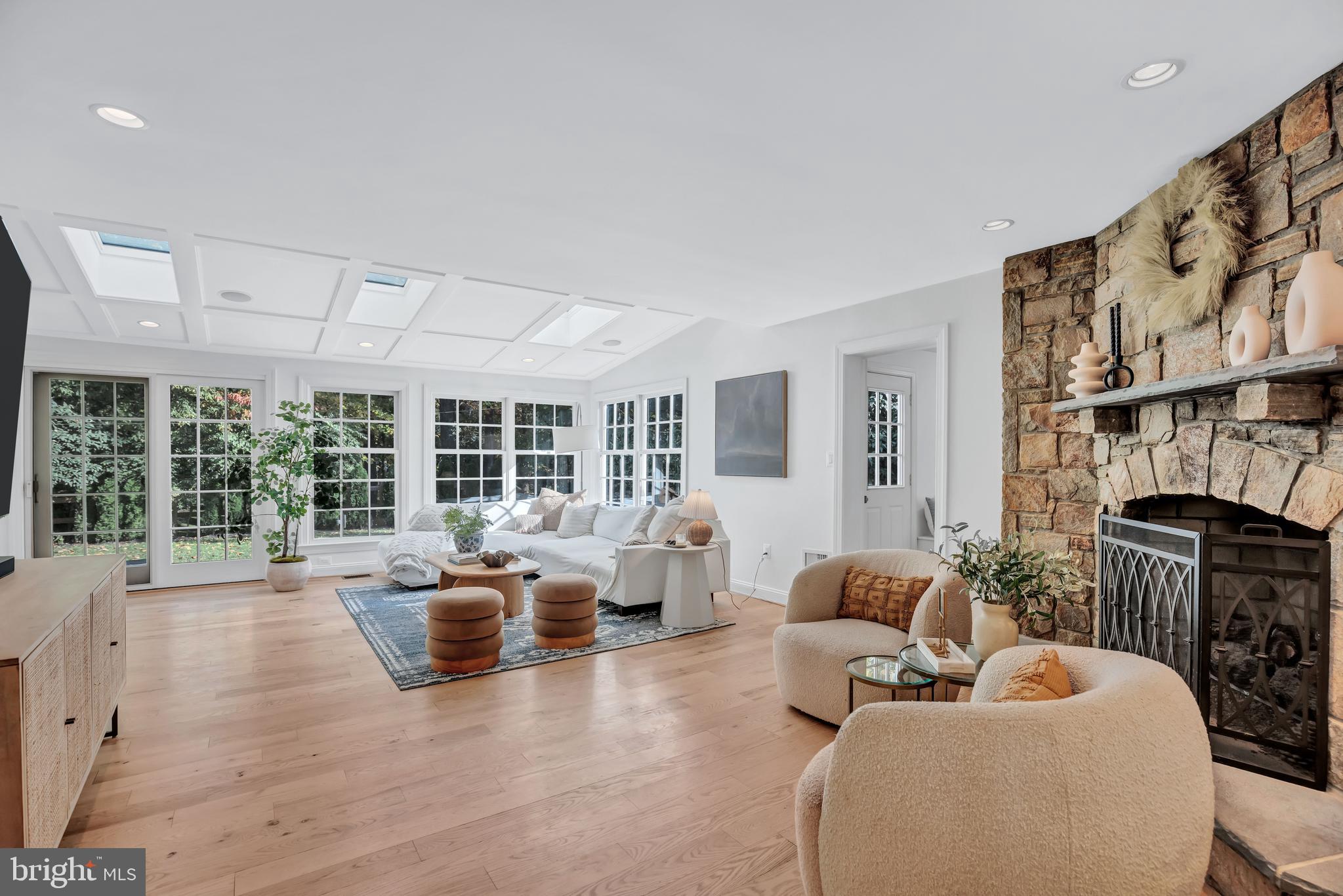 WINDERMERE - Residential