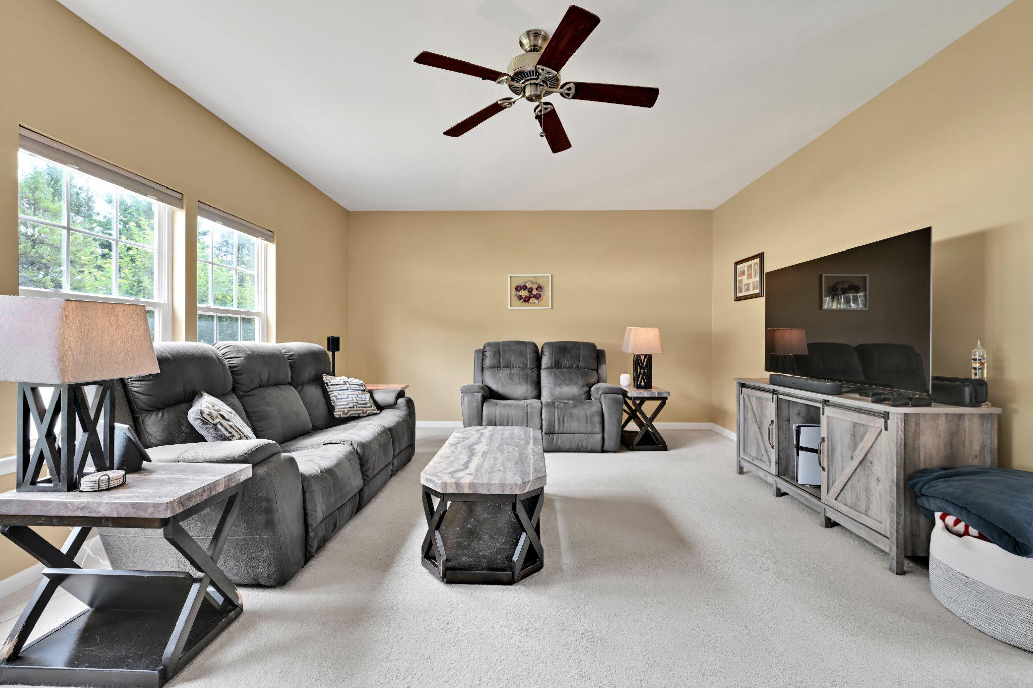 2720 QUAKER COURT