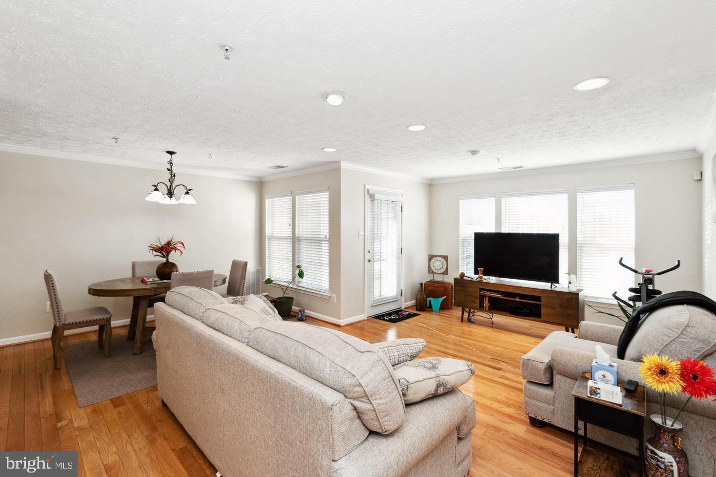 BCKGHM CND@OWGS MS NW TN - Residential Lease