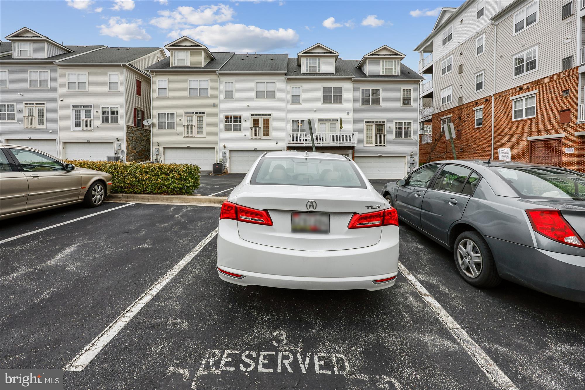 KING FARM BAILEYS COMMON - Residential