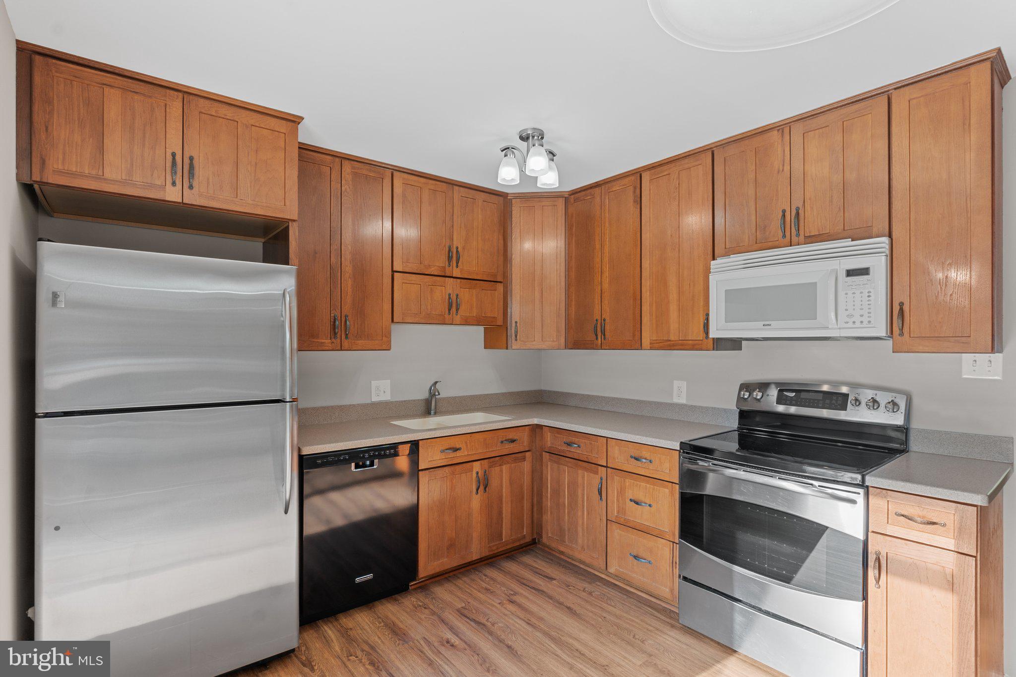 DALE CITY - Residential