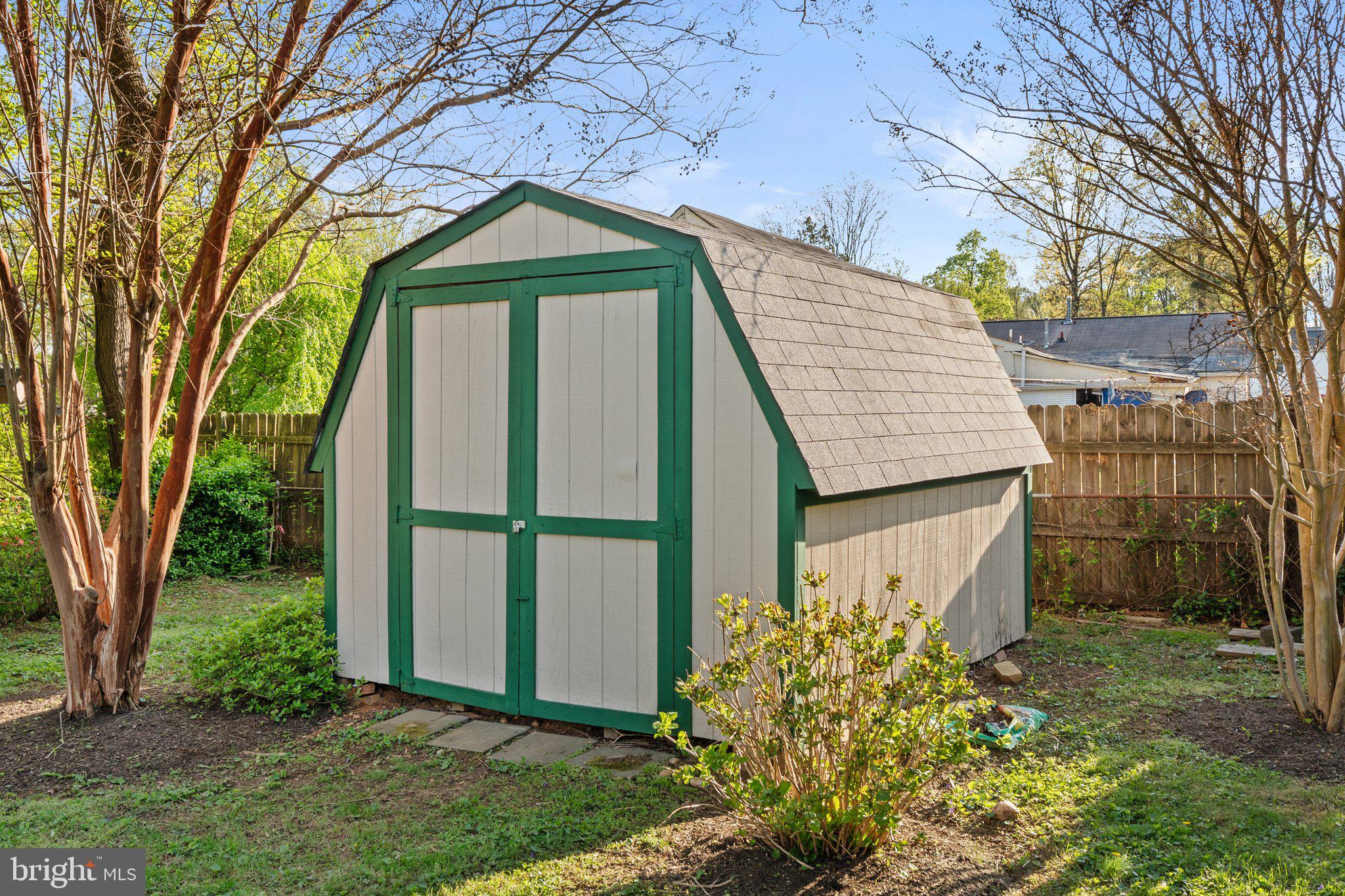 DALE CITY - Residential