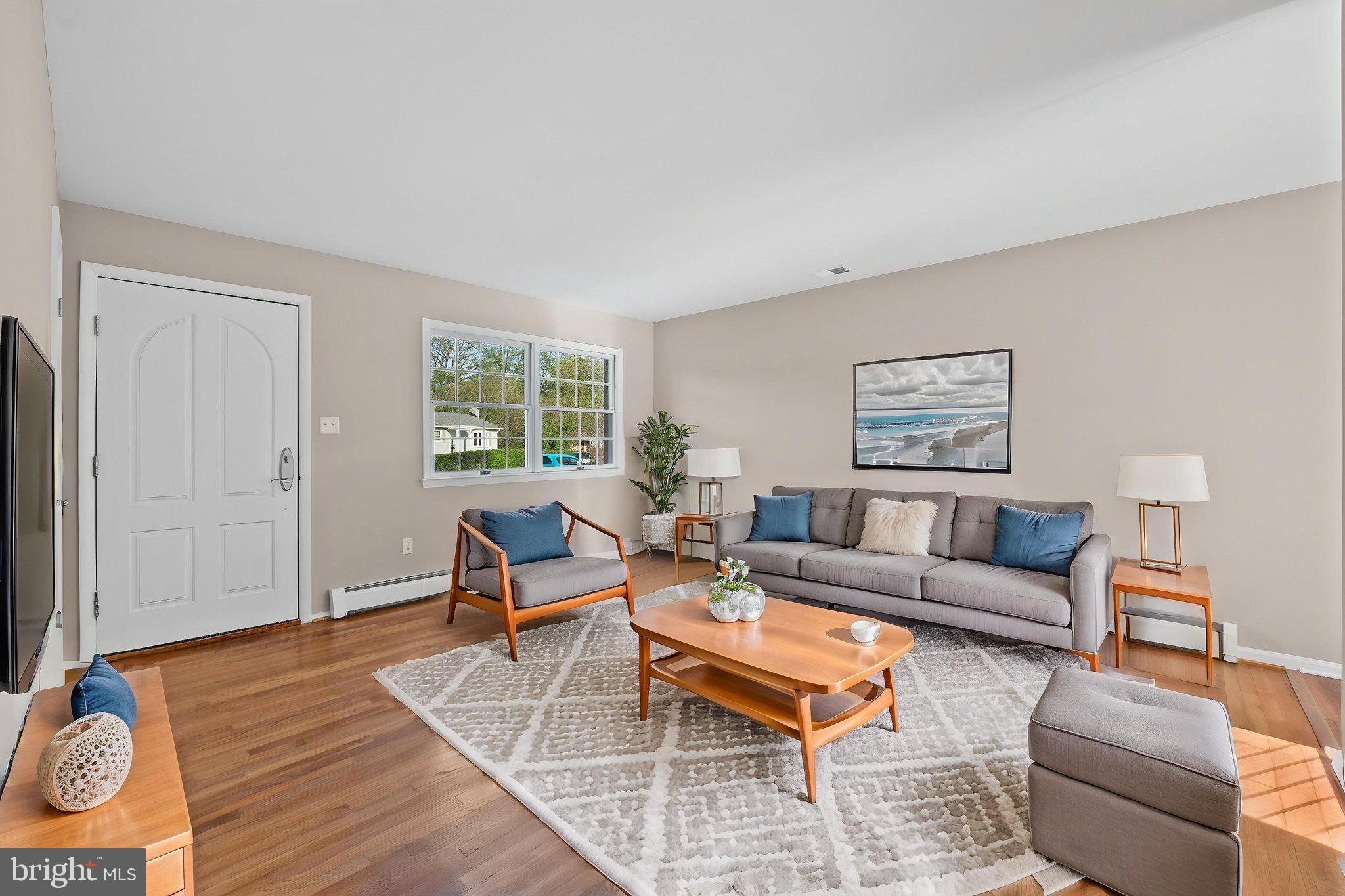 DALE CITY - Residential