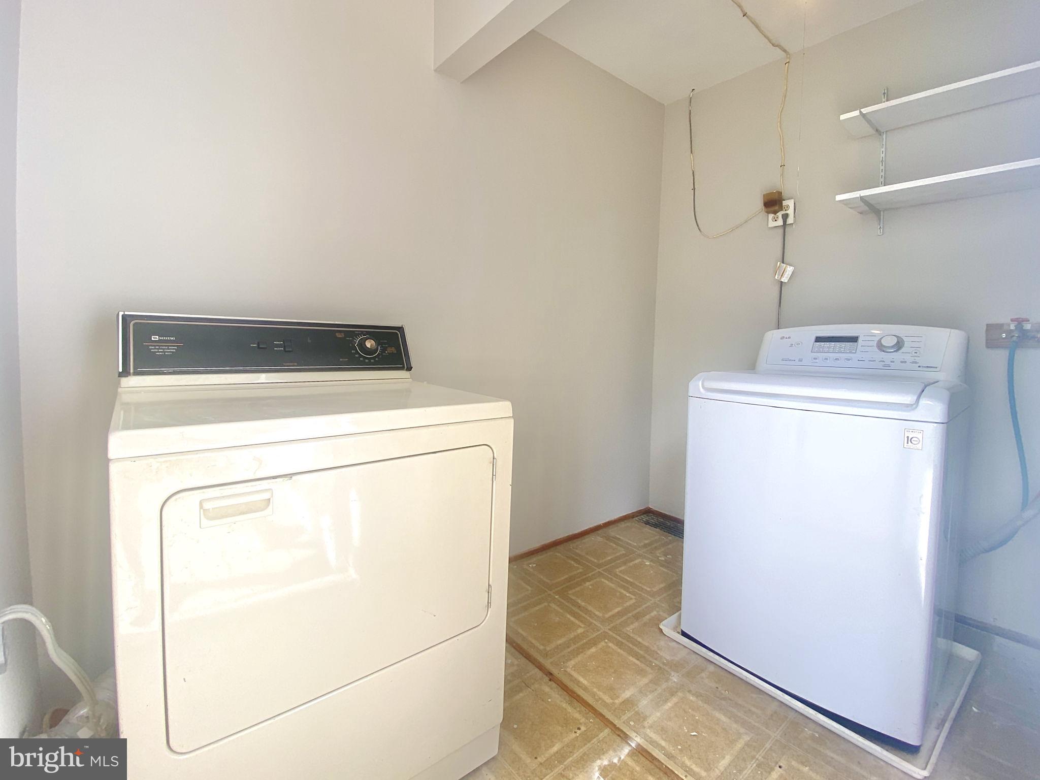 DALE CITY - Residential