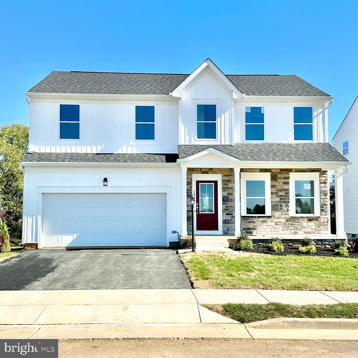 HUNTWELL WEST - Residential