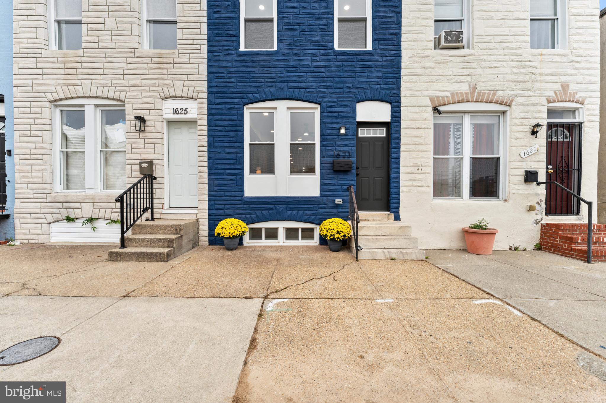 BROADWAY EAST - Residential
