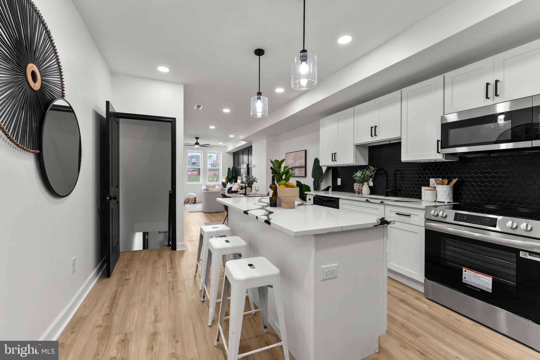 BROADWAY EAST - Residential