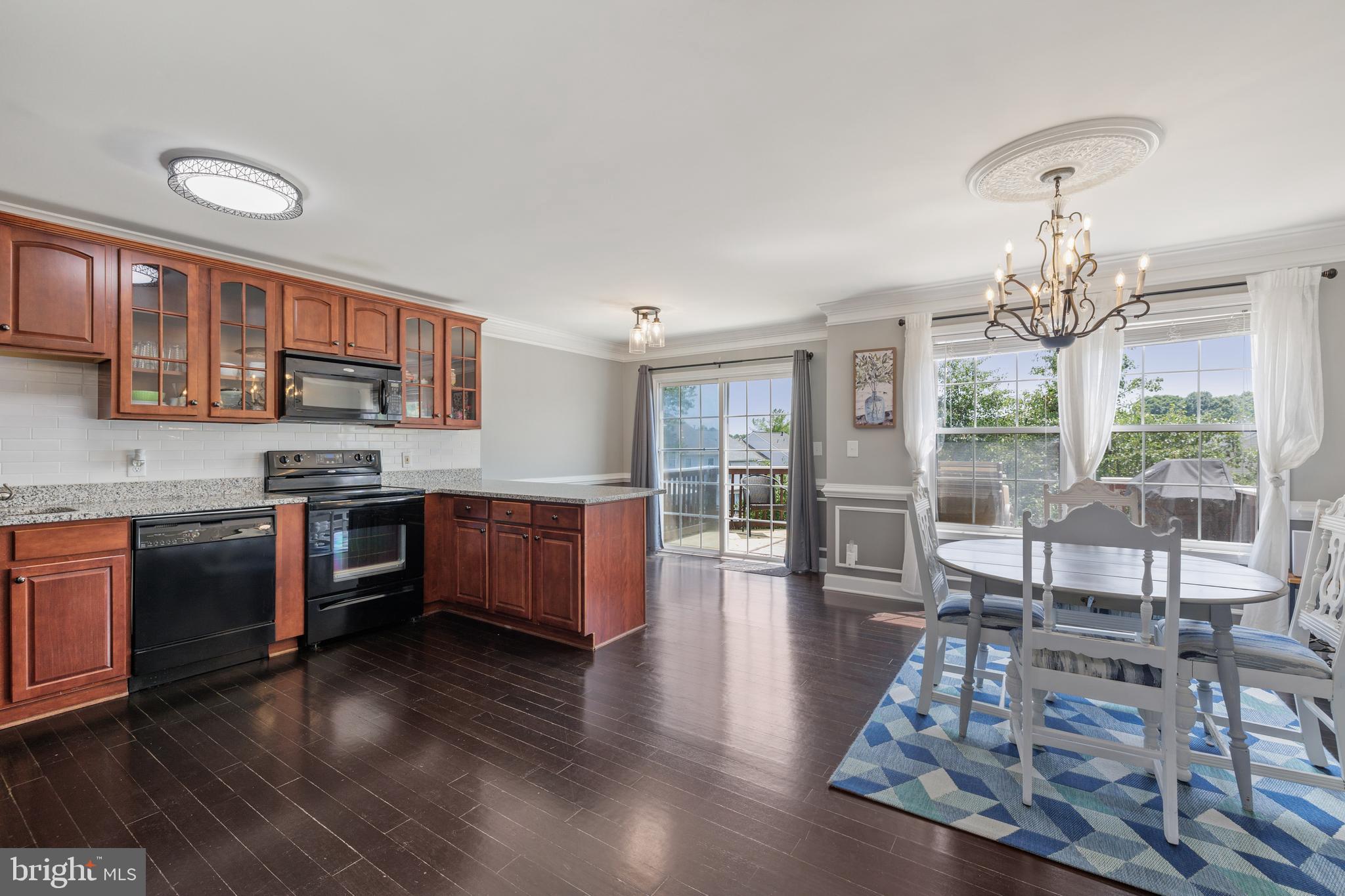 HIGHPOINTE - Residential