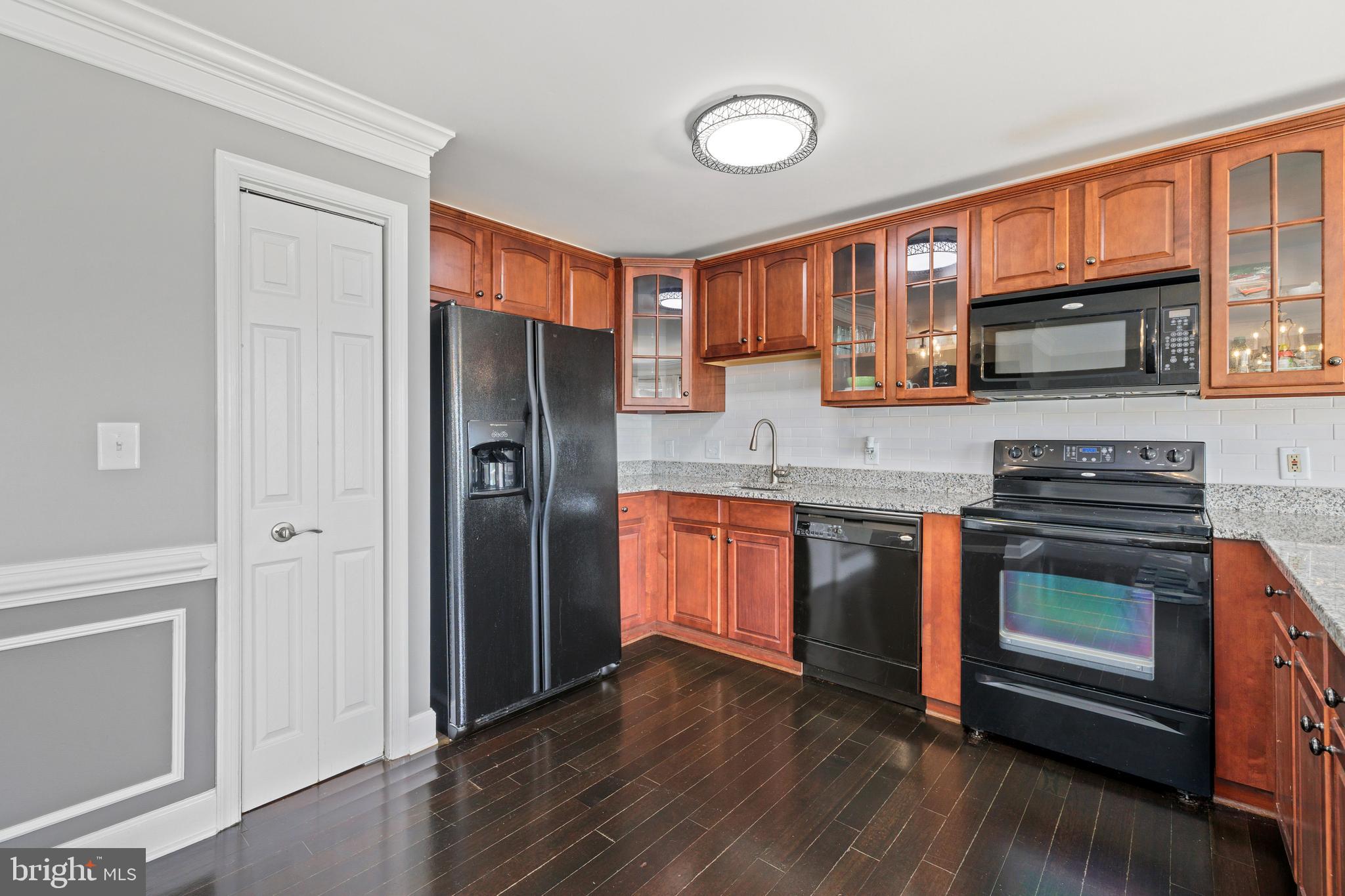 HIGHPOINTE - Residential