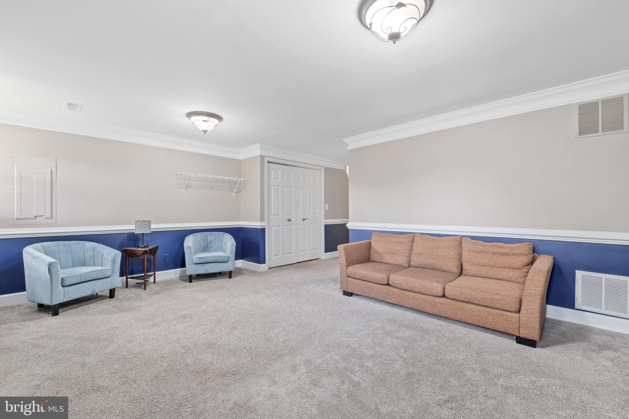 HIGHPOINTE - Residential