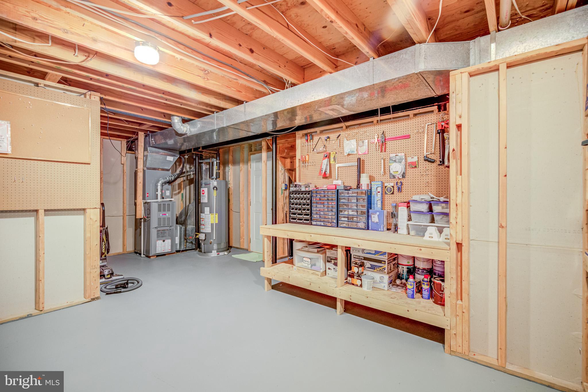 SHERMAN MEADOWS - Residential