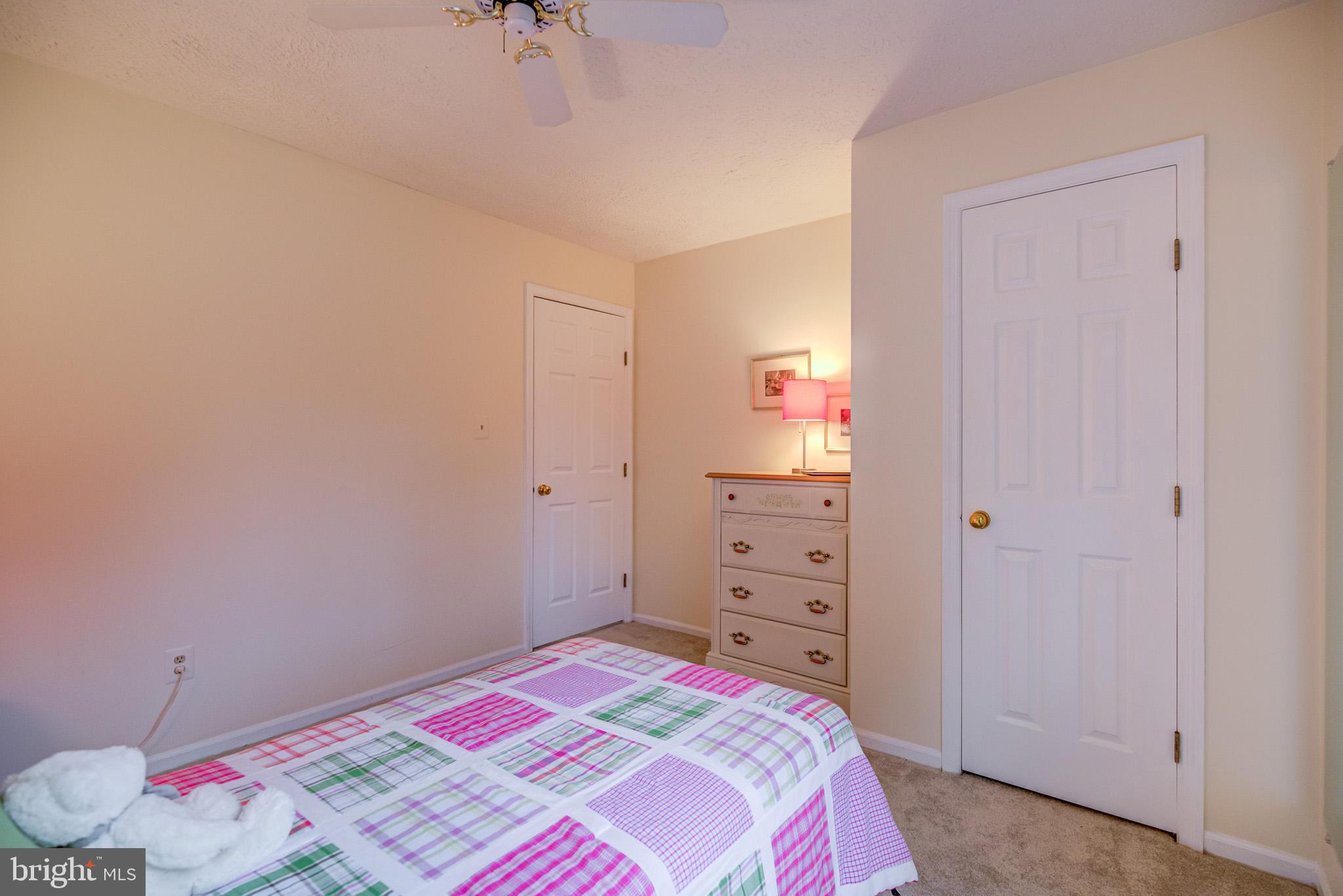 SHERMAN MEADOWS - Residential