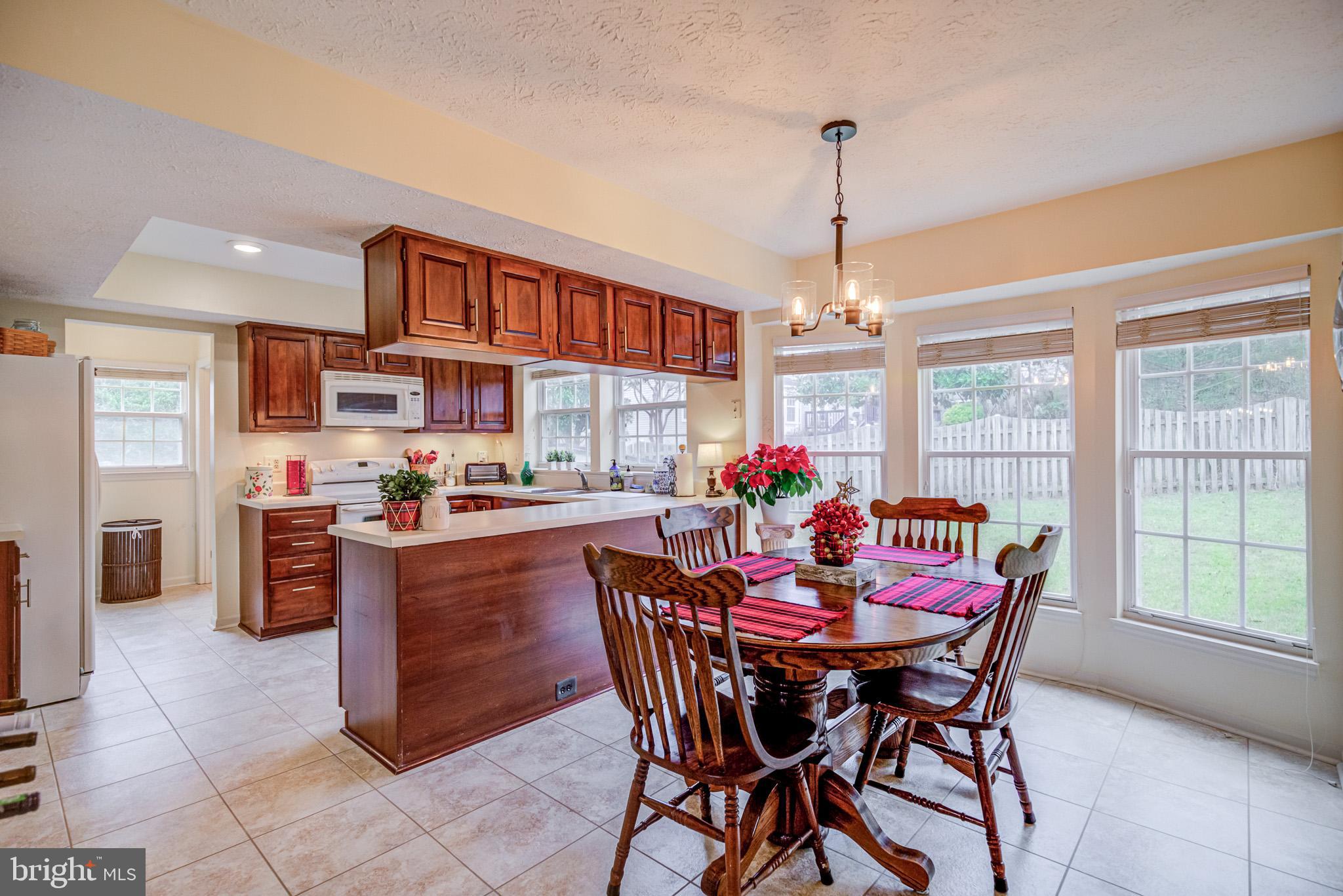 SHERMAN MEADOWS - Residential