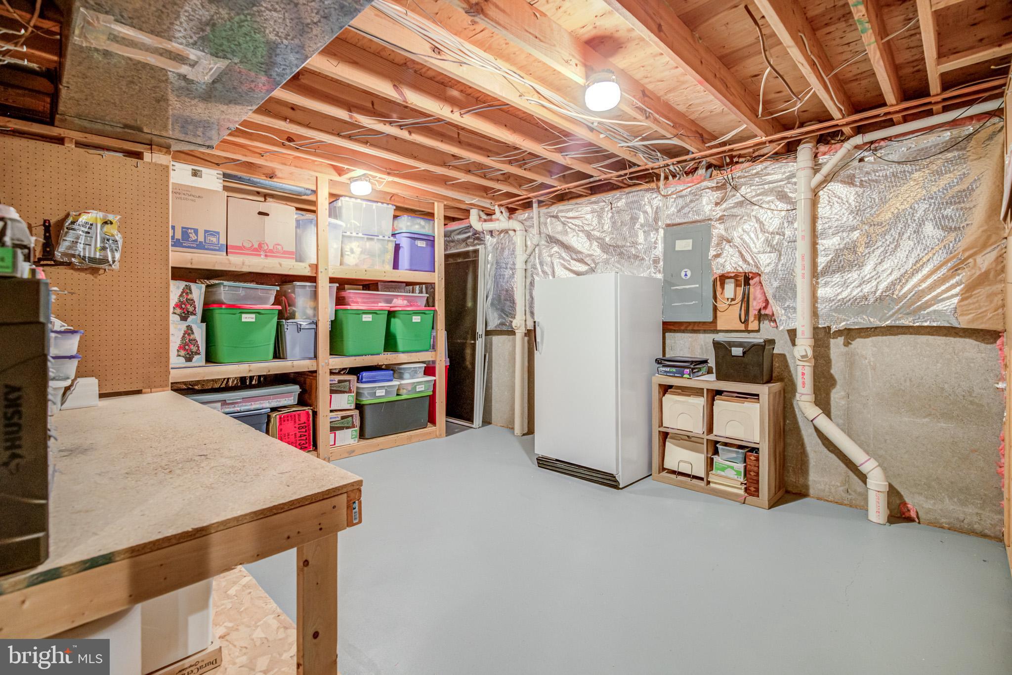 SHERMAN MEADOWS - Residential