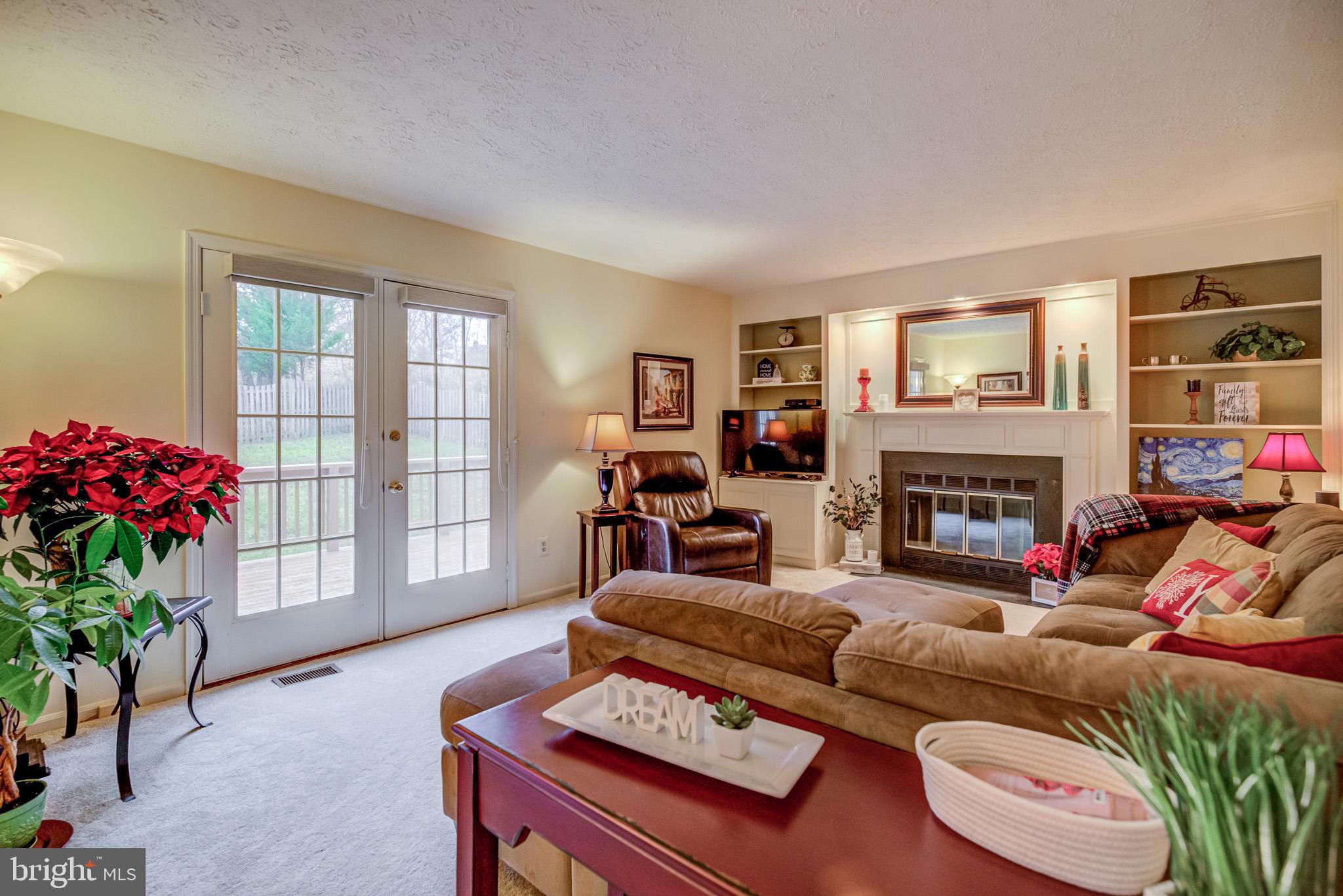 SHERMAN MEADOWS - Residential