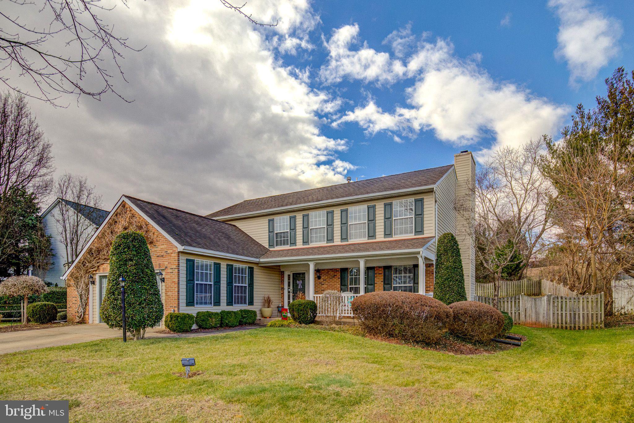 SHERMAN MEADOWS - Residential