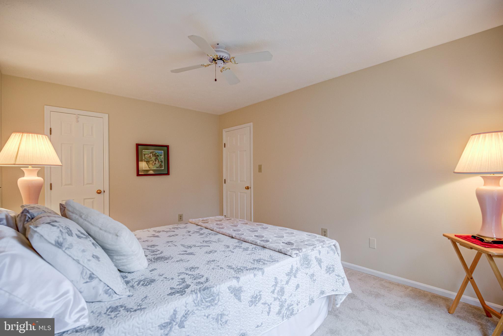 SHERMAN MEADOWS - Residential