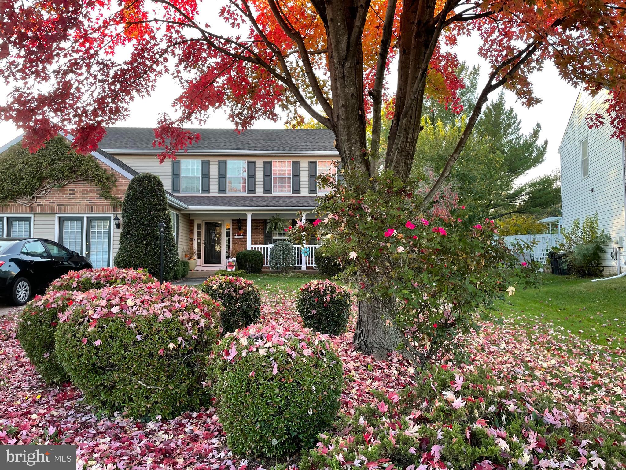 SHERMAN MEADOWS - Residential