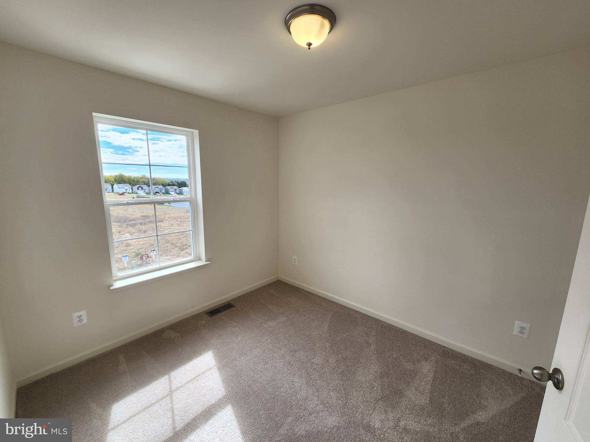 OVERLOOK AT RIVERSIDE TOWNHOMES - Residential