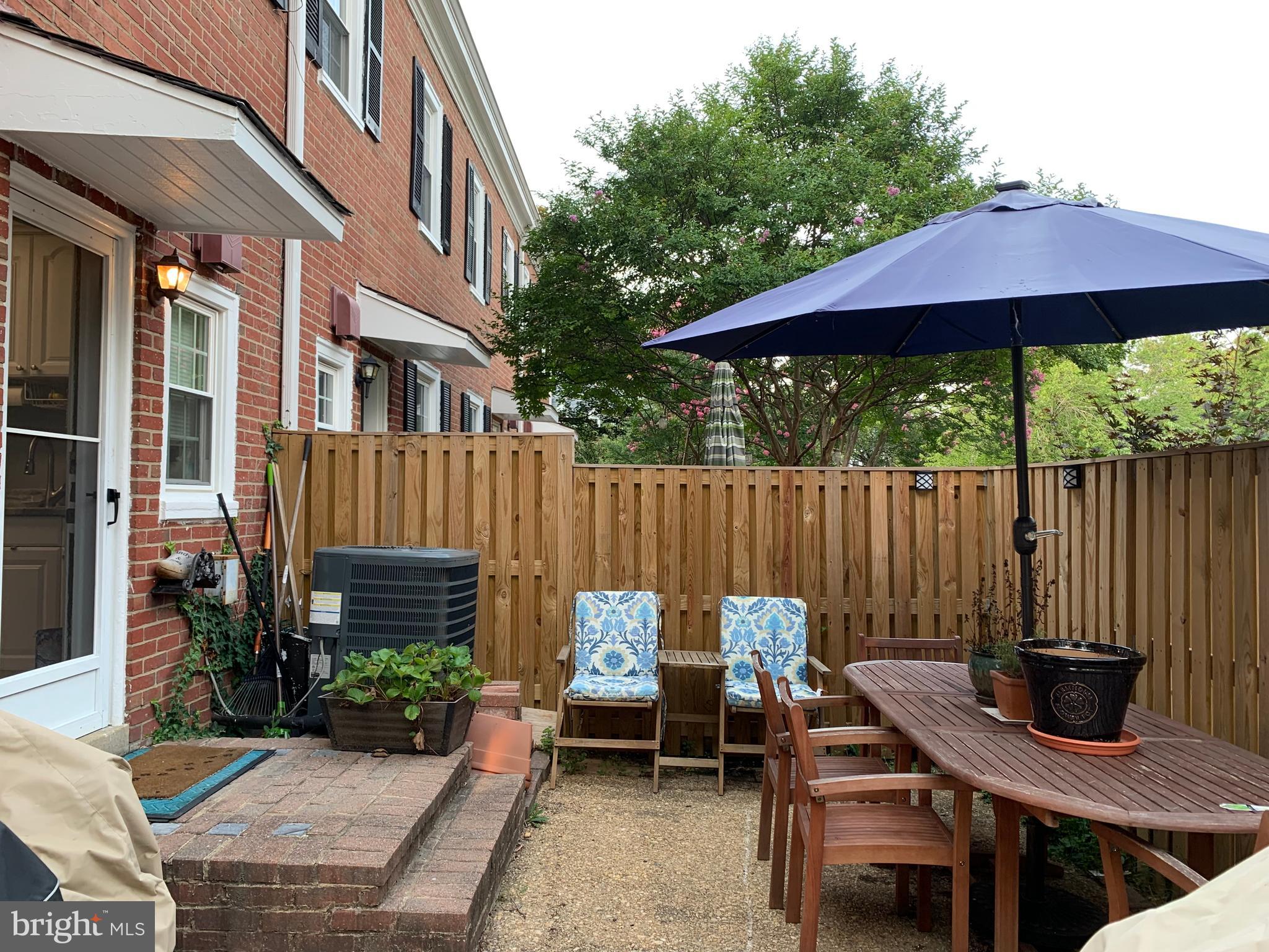 FAIRLINGTON MEADOWS - Residential Lease