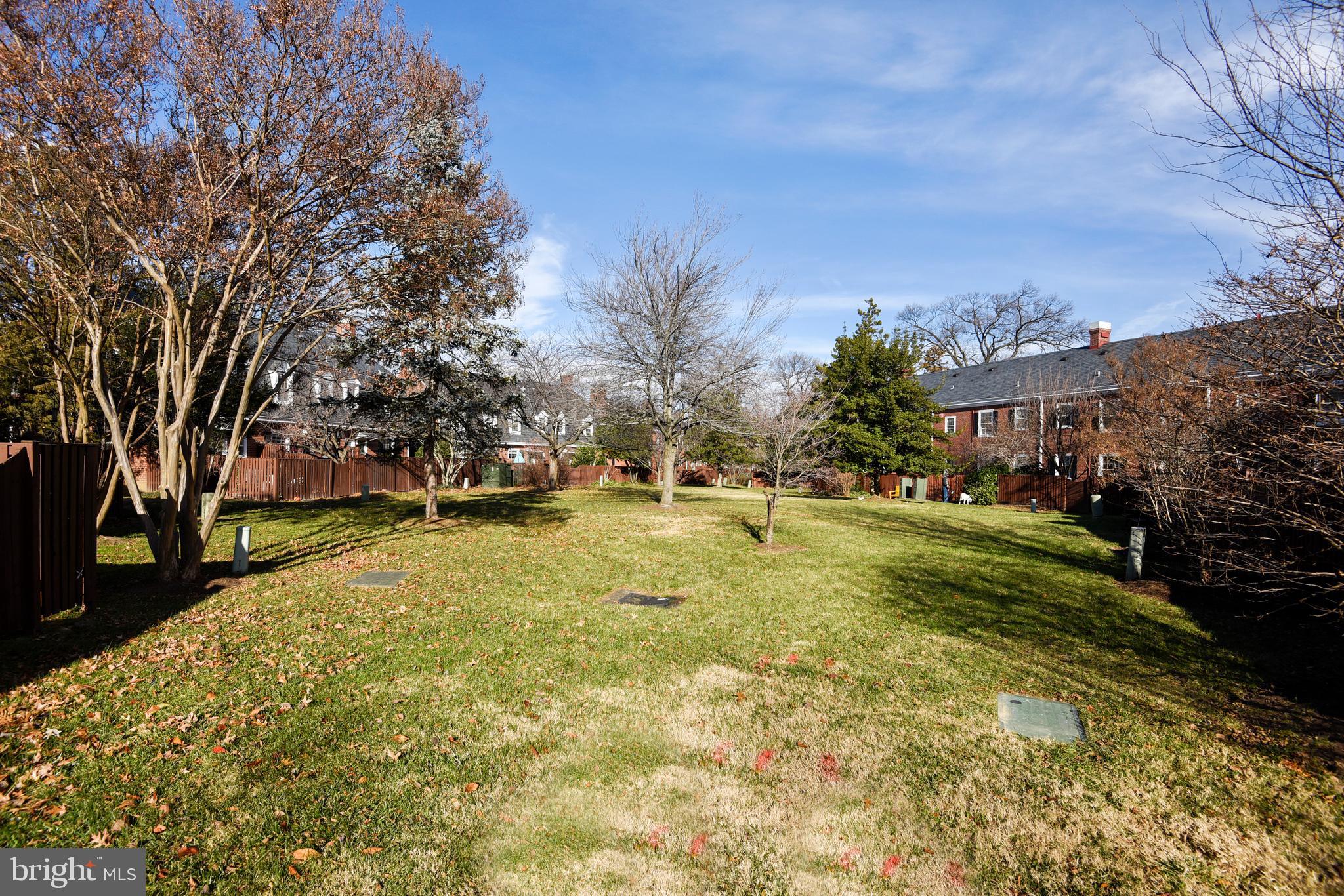 FAIRLINGTON MEADOWS - Residential Lease