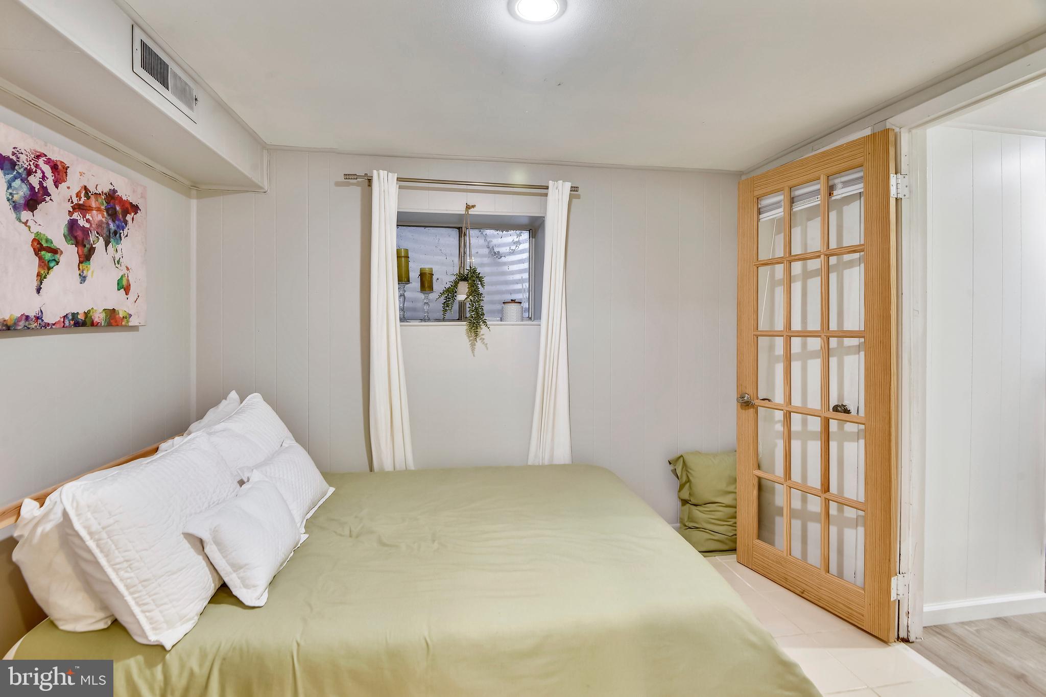 FAIRLINGTON MEADOWS - Residential Lease