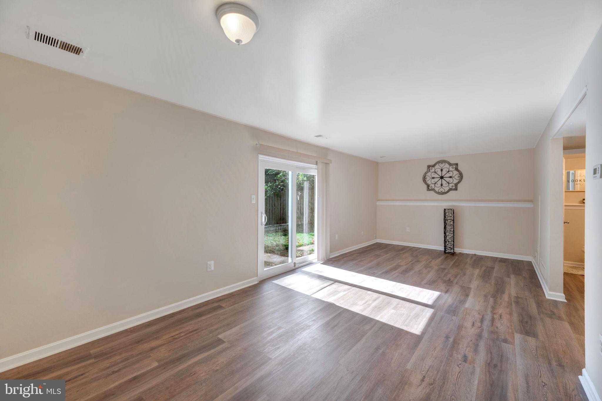 BRIGHTLEAF - Residential Lease