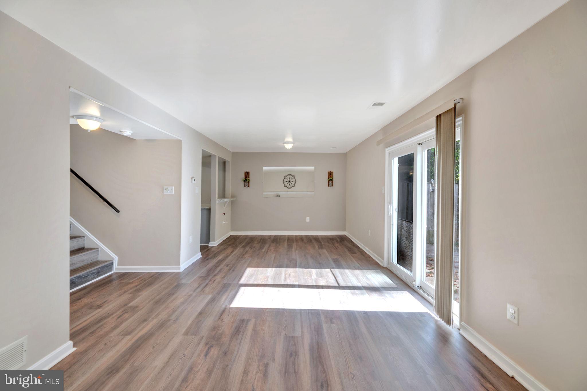 BRIGHTLEAF - Residential Lease