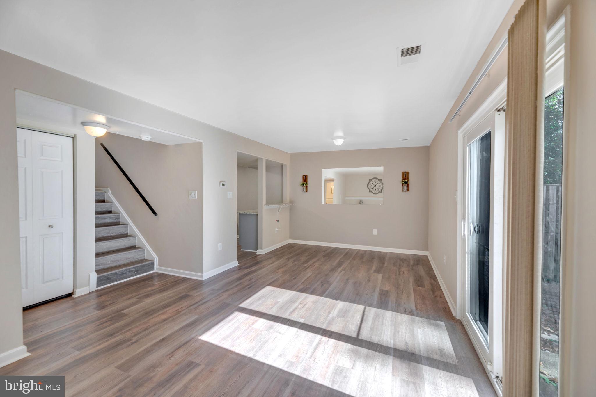 BRIGHTLEAF - Residential Lease