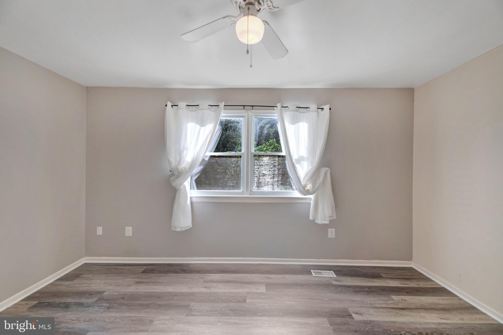 BRIGHTLEAF - Residential Lease