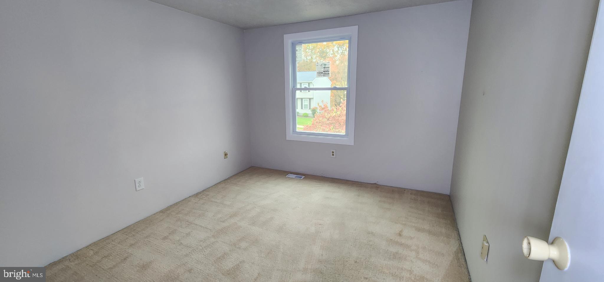 WOODBRIDGE VALLEY - Residential Lease